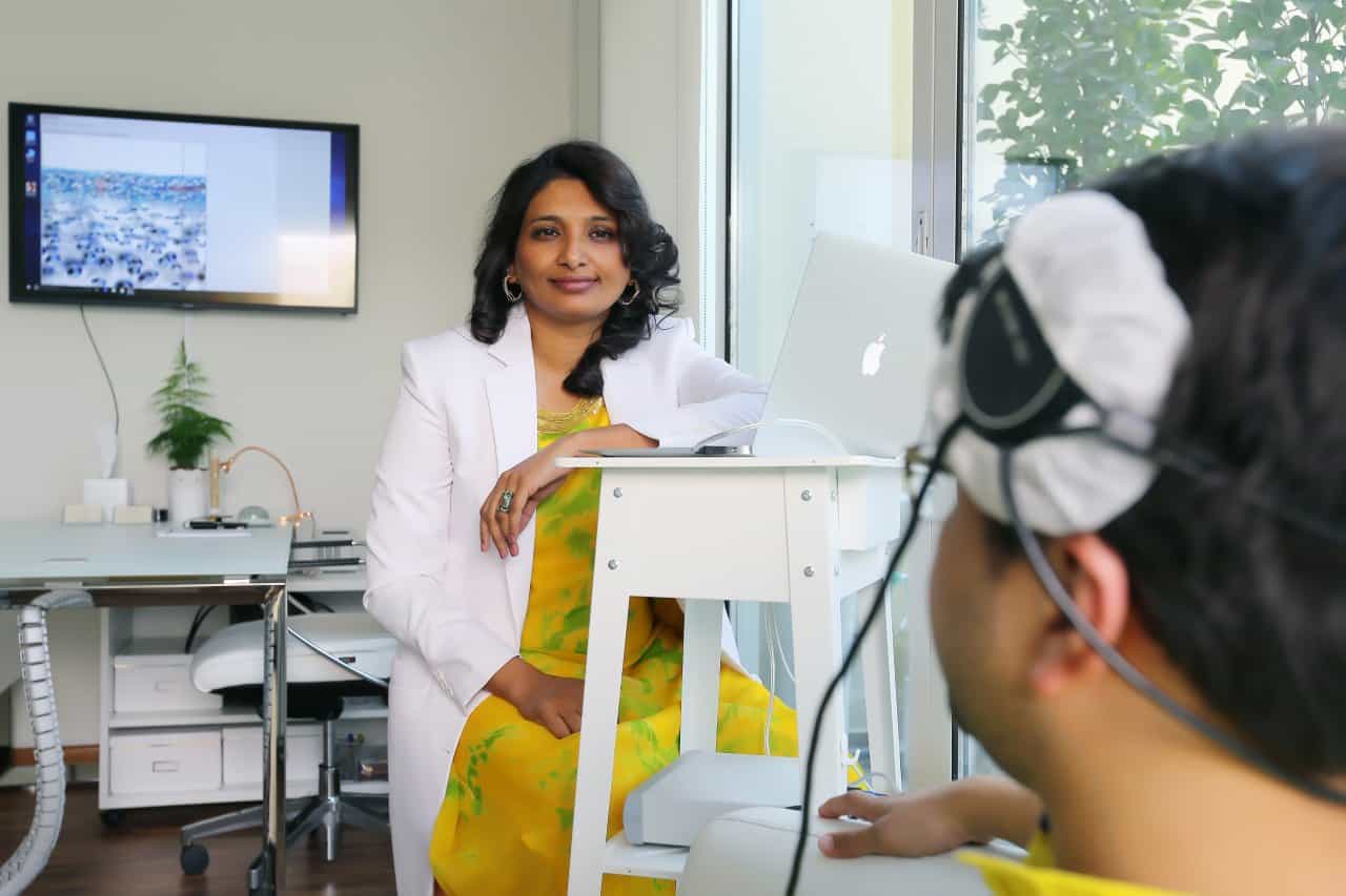 Advanced diagnostic equipment at Healers Clinic Dubai